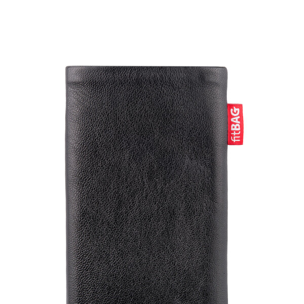 fitBAG Beat Black    custom tailored nappa leather sleeve with integrated MicroFibre lining